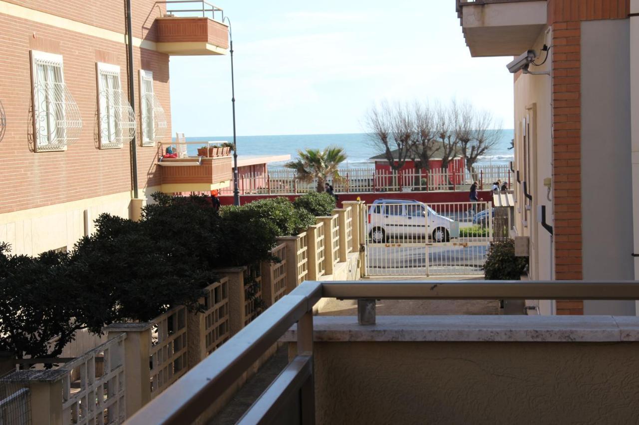 Appartamento Via Dei Fabbri Navali Lido di Ostia Exterior photo