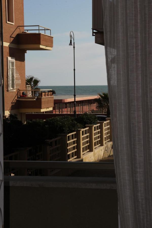 Appartamento Via Dei Fabbri Navali Lido di Ostia Exterior photo